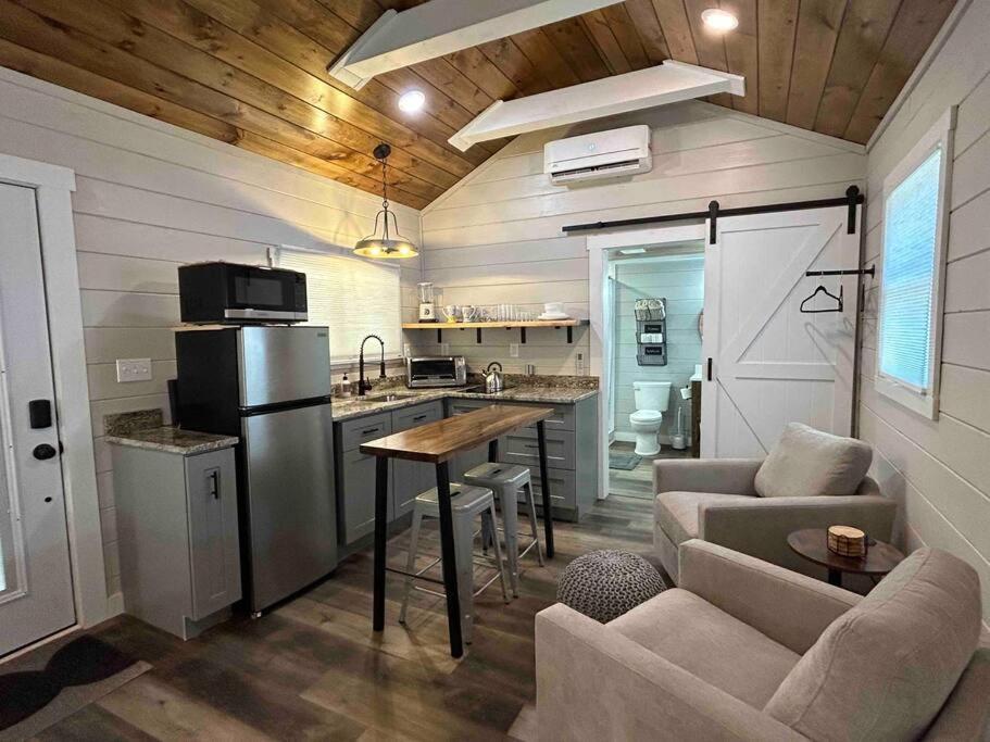 Blissful Nook Tiny Home ~ Cozy Retreat W/ Hot Tub; Near Town And Deep Creek Bryson City Kültér fotó