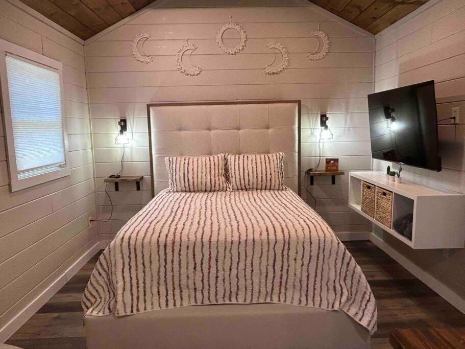 Blissful Nook Tiny Home ~ Cozy Retreat W/ Hot Tub; Near Town And Deep Creek Bryson City Kültér fotó