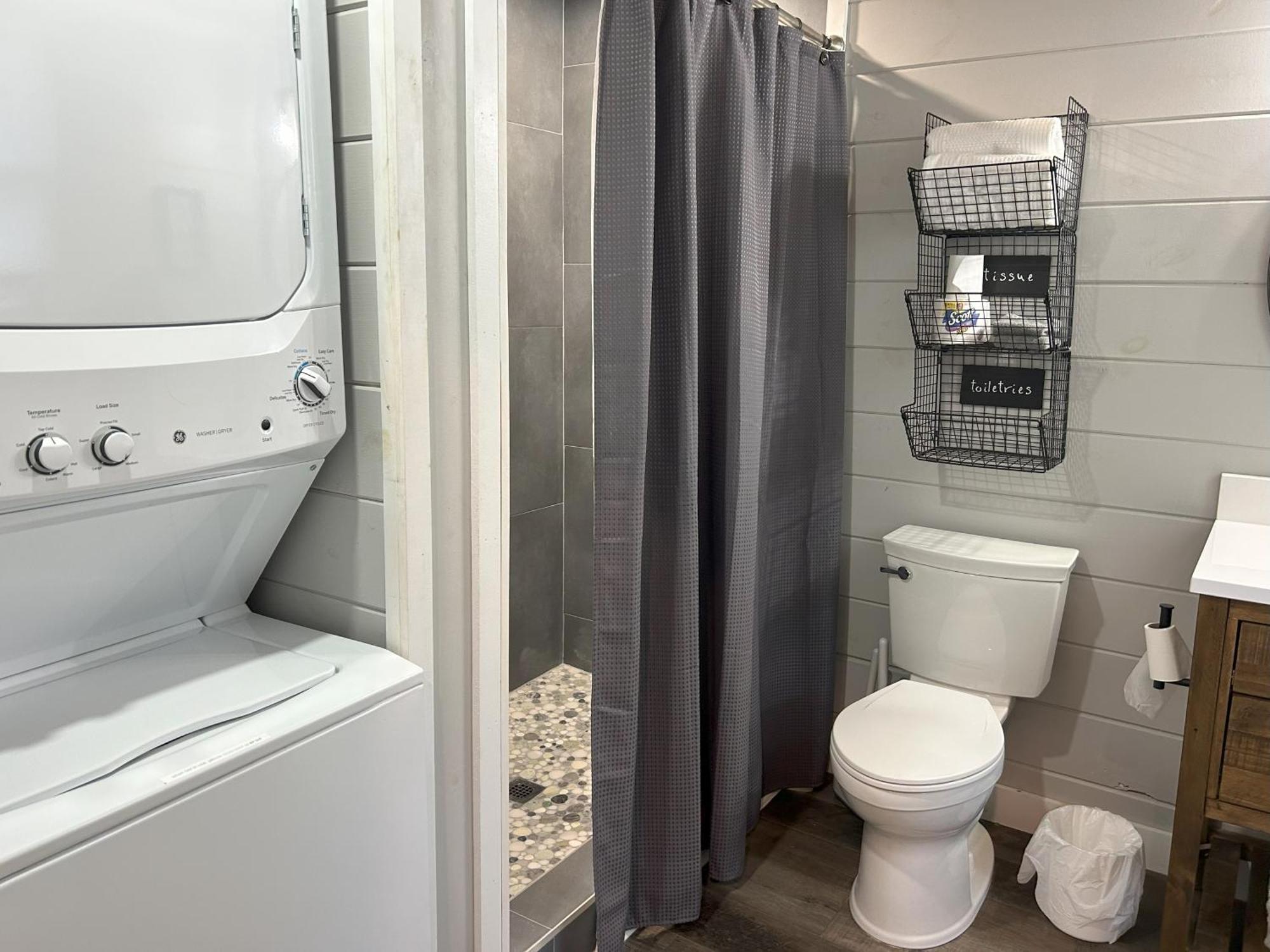 Blissful Nook Tiny Home ~ Cozy Retreat W/ Hot Tub; Near Town And Deep Creek Bryson City Kültér fotó